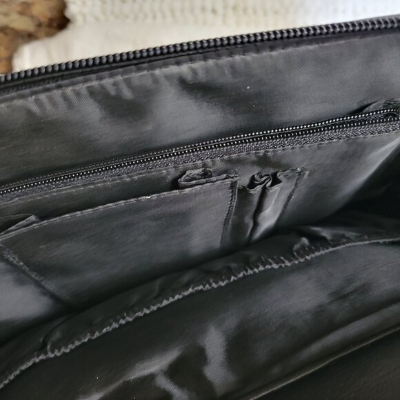 Worthington Black Purse Double Strap Vinyl organizer storage organizing EUC - Picture 7 of 13